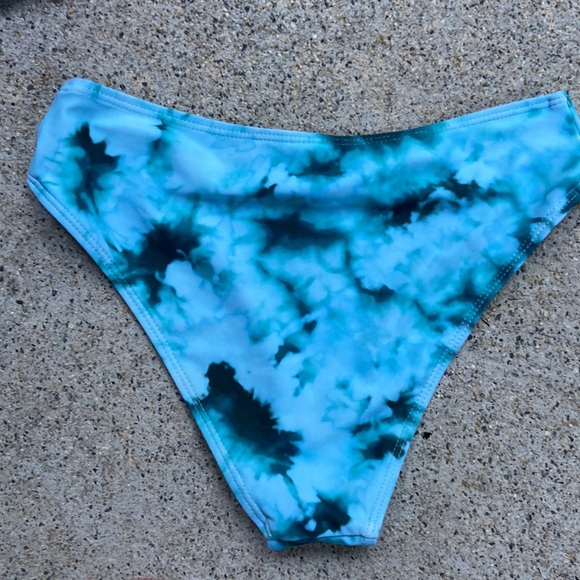 tie-dye size small shein bathing bikini - Picture 3 of 5